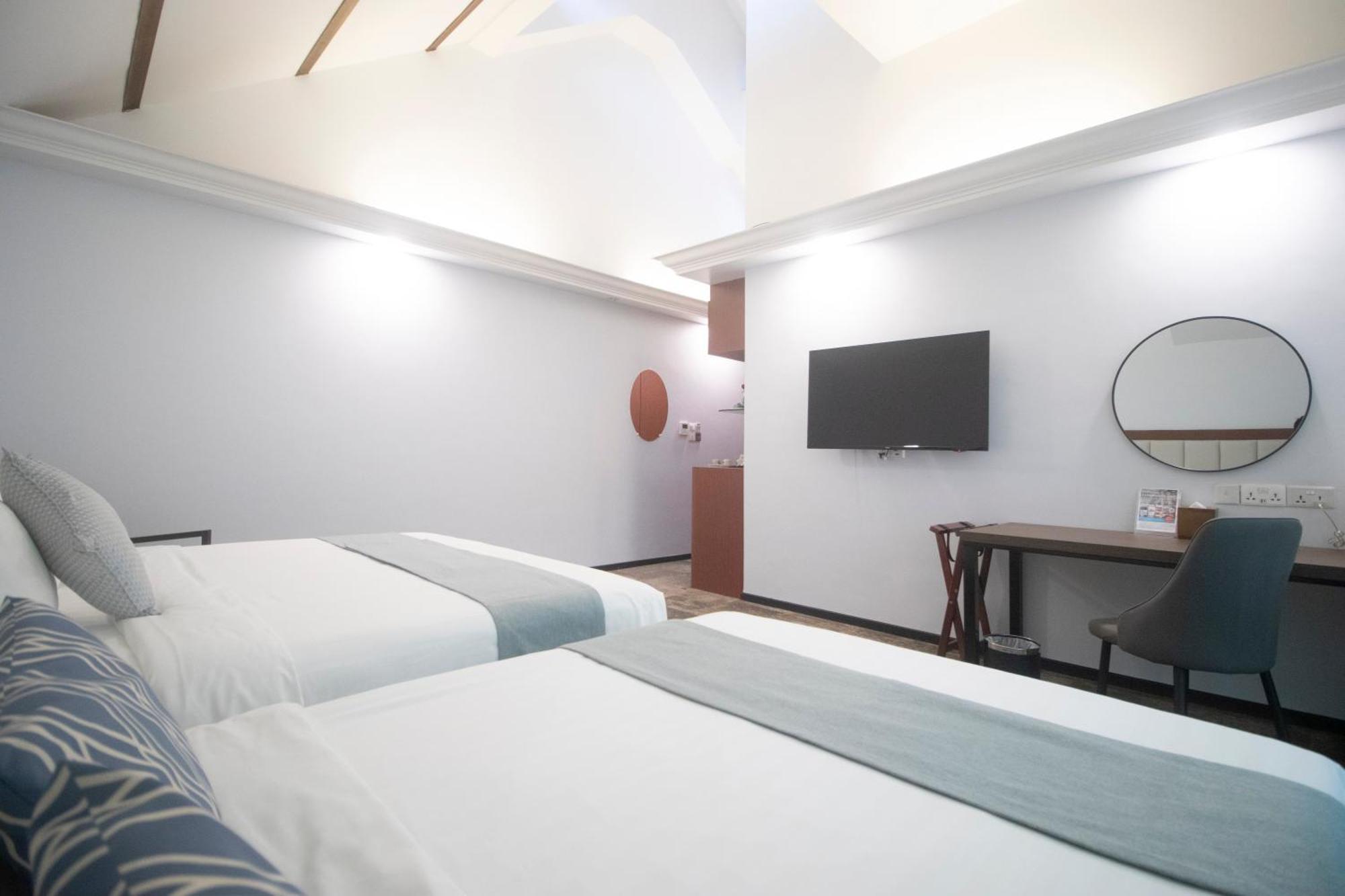 Santa Grand Hotel East Coast A Nuve Group Collection Сингапур Екстериор снимка